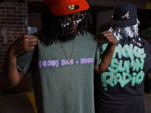 Smoke Sumn Radio (420-365-HIGH) Green & Pink T-shirt